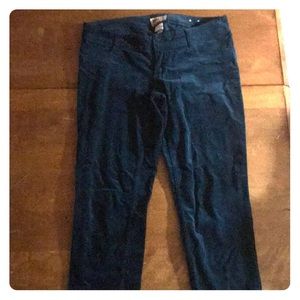 Mudd Corduroy-ish soft pants size 3 (not 4)
